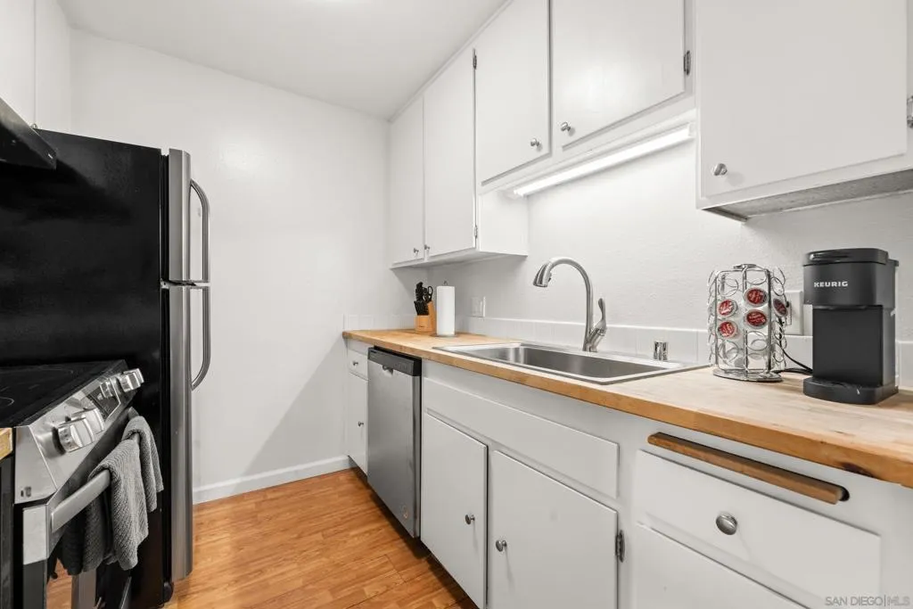 6202 Friars Rd 215, San Diego, California 92108 home-pic-10